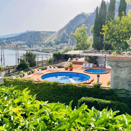 Apartament On The Sea And With Swimming Pool Таормина Экстерьер фото